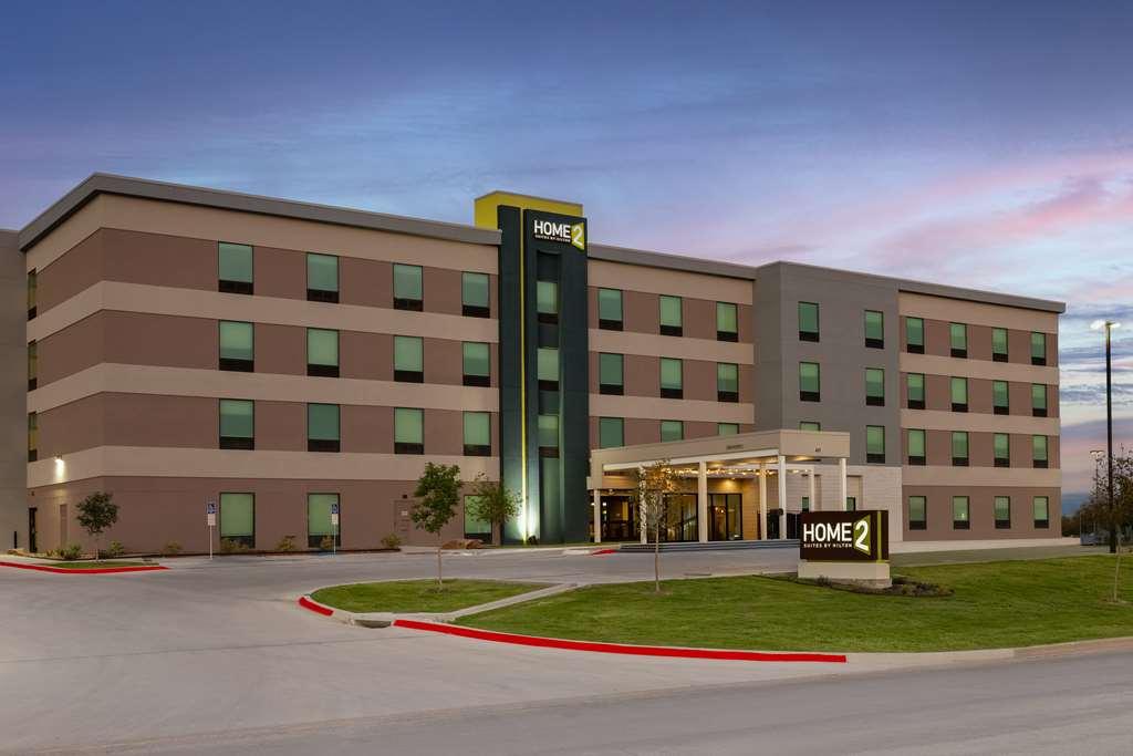 Home2 Suites By Hilton Brownwood Extérieur photo